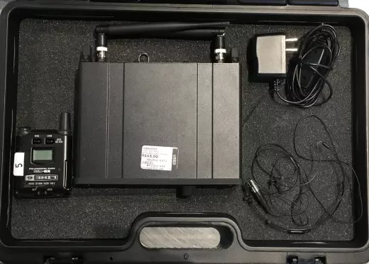 Store Special Product - Line 6 - L6XDV55HS